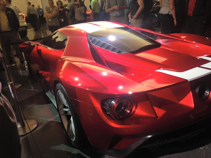 Illustration for article titled Here's the new Ford GT in red